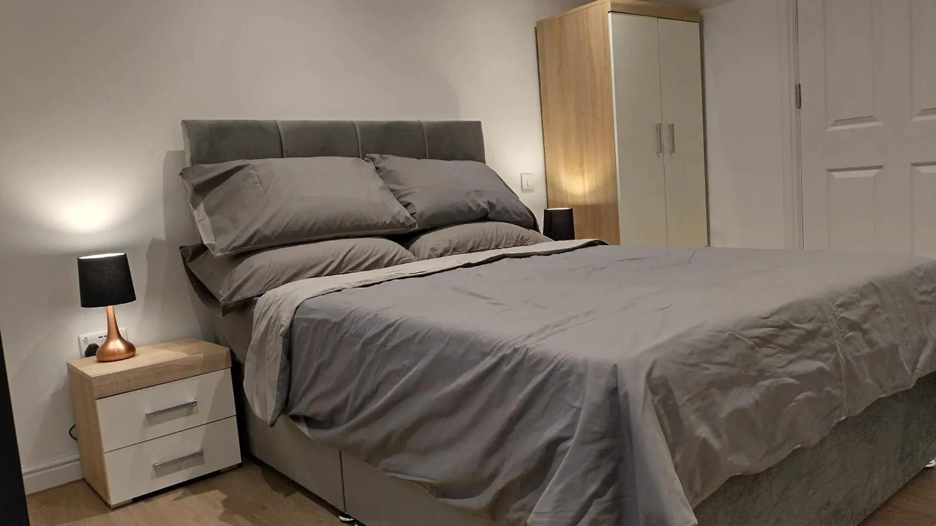אדינבורו Amazing Apartments - Pleasance In The City Centre